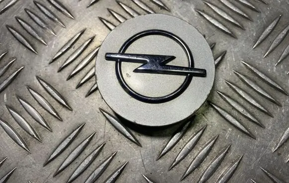 Opel Vectra C Original wheel cap 09179672 09179670 09179671
