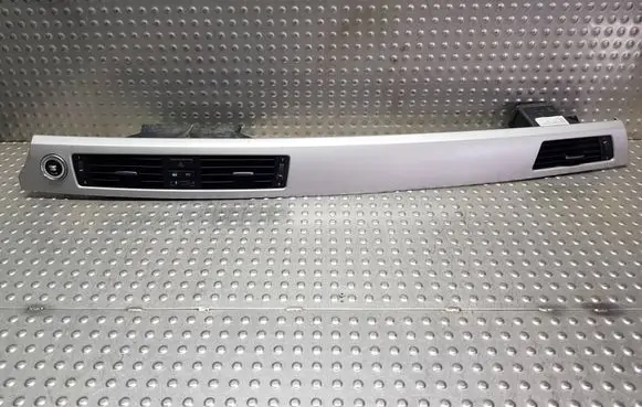 BMW 3 E92 E93 Dash center air vent grill S26371440 9201023 9130463