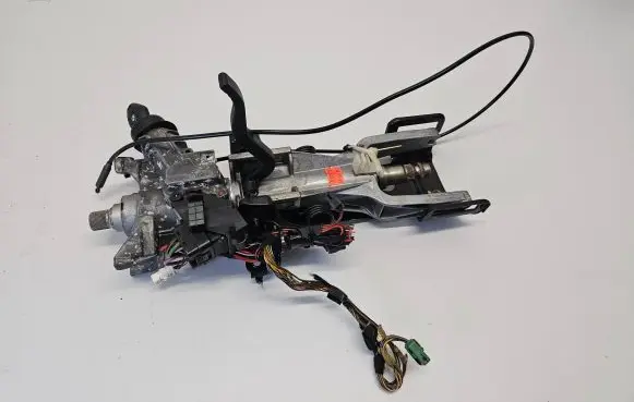 BMW X5 E53 Steering wheel axle U6751667 1095824