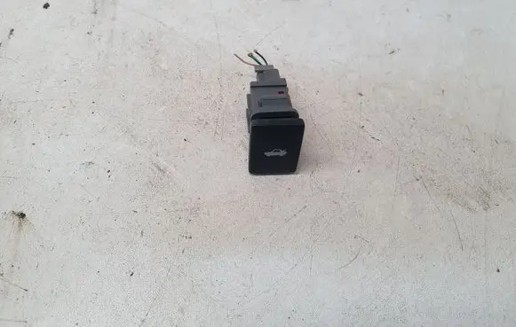 Lexus IS III XE30 Tailgate/boot open switch button 15A998