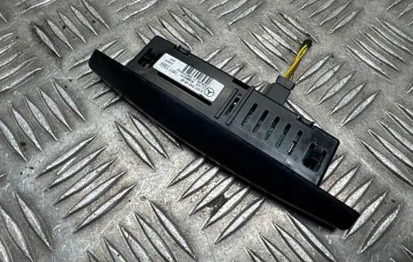 Mercedes-Benz E W212 Parking PDC sensor display screen A0015424623 402990001