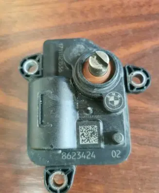 BMW 3 G20 G21 Intake manifold valve actuator/motor 8623424