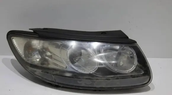 Hyundai Santa Fe Headlight/headlamp