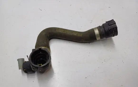Mercedes-Benz GLC X253 C253 Engine coolant pipe/hose A2535018182