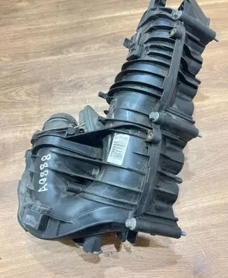 BMW 3 E90 E91 Intake manifold 7798885 7804373