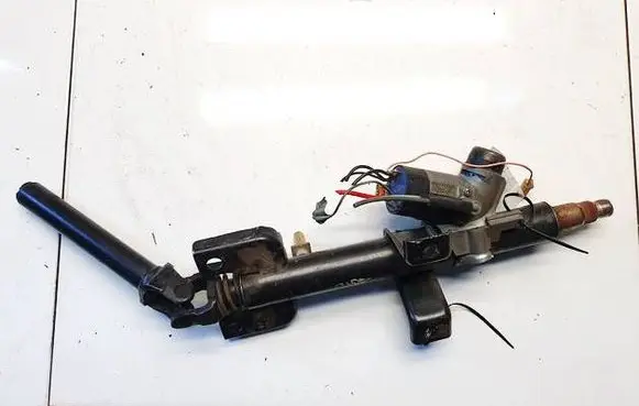 Mercedes-Benz Vito Viano W638 Steering wheel axle a6384603011