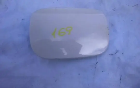 Mercedes-Benz E W212 Fuel tank cap A0005846517