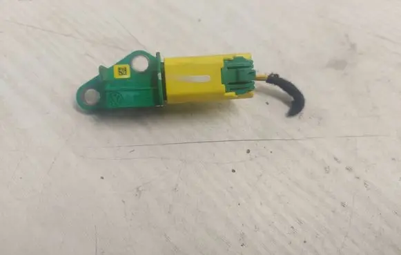 Audi Q7 4L Airbag deployment crash/impact sensor 1K0909606C 5WK43544
