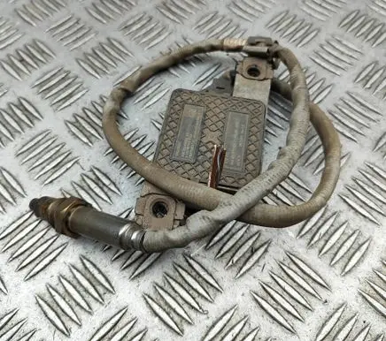 Volkswagen Caddy Lambda probe sensor 04L907805DD