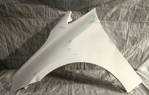 BMW 2 F45 Fender