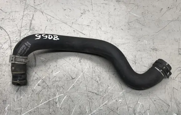 Opel Insignia A Engine coolant pipe/hose 13422457 565453722