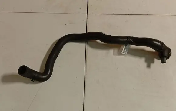 Skoda Octavia Mk2 (1Z) Engine coolant pipe/hose 