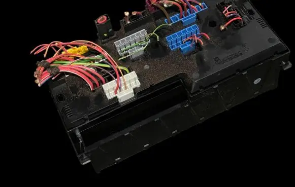 BMW 5 F10 F11 Fuse box set 9234421 02046448 217033442