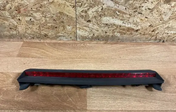 Audi TT Mk1 Third/center stoplight 8N8945097A