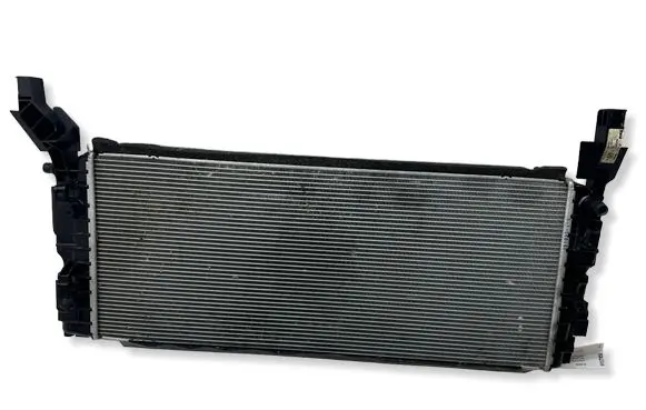BMW 1 F40 Coolant radiator 8645801 17118645801