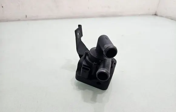 BMW 7 F01 F02 F03 F04 Electric auxiliary coolant/water pump 9239313