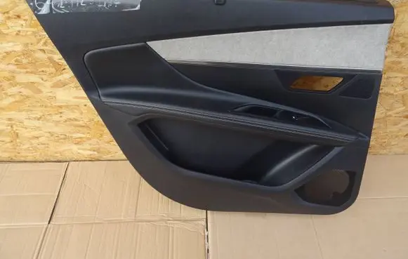 Peugeot 5008 II Trunk/boot side trim panel