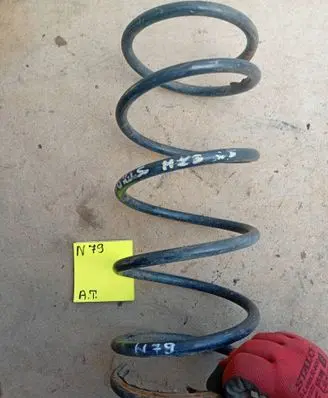 Ford Mondeo Mk III Front coil spring