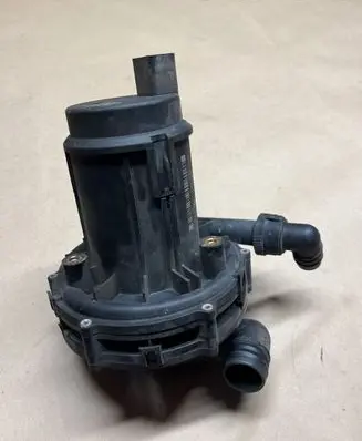 Audi A6 S6 C5 4B Secondary air pump 078906601D 543106714360