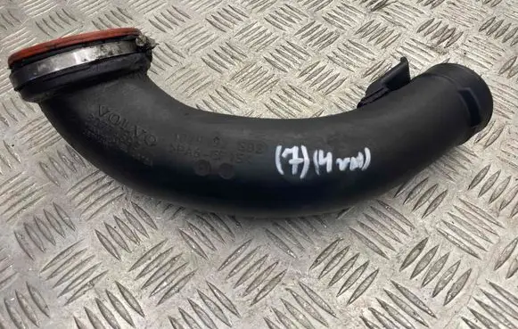 Volvo XC70 Intercooler hose/pipe 30774692