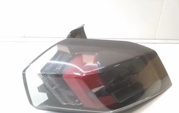 Peugeot 2008 II Rear/tail lights FR2695020201