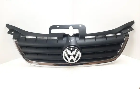 Front bumper upper radiator grill
