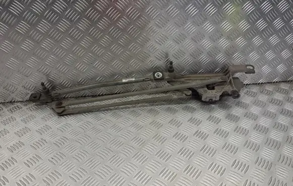 Ford Focus Front wiper linkage and motor 4M51-17504-AC