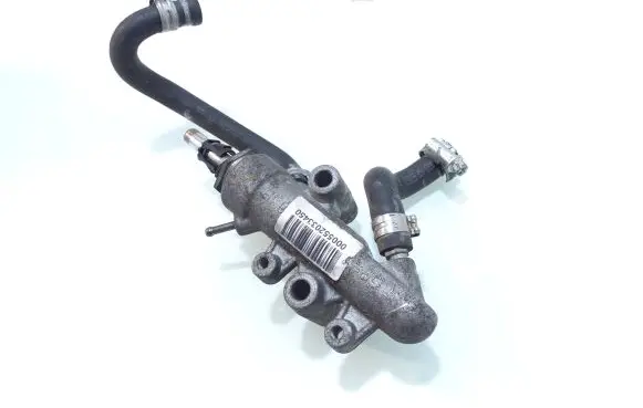 Opel Zafira B Fuel distributor 000552033450 552033450