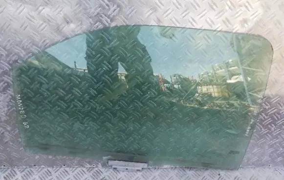 Ford Mondeo MK II Rear door window glass