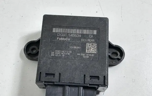 Ford Mondeo MK V Door control unit/module DG9T14B534CA DG9T14B534