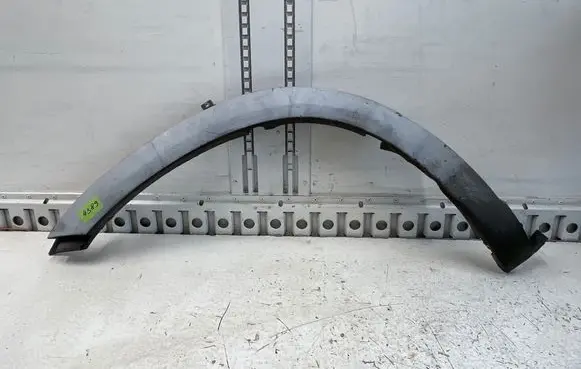 Iveco Daily 4th gen Fender trim (molding) 3802037 26010