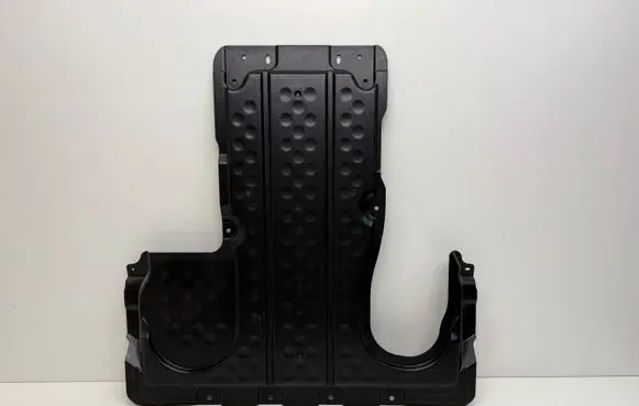 Mercedes-Benz GLC X253 C253 Engine splash shield/under tray A2535241700