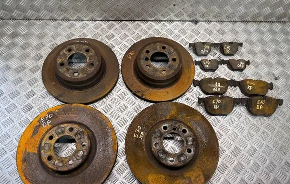 BMW X5 E70 Brake discs and calipers set