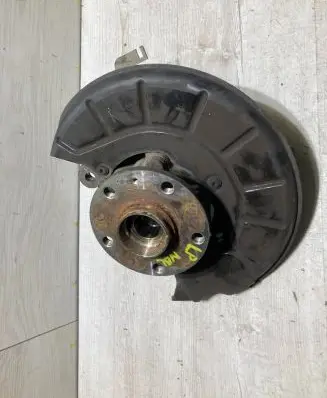 Volkswagen Beetle A5 Front wheel bearing hub 