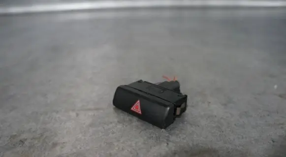 Seat Alhambra (Mk2) Hazard light switch 7N5953509