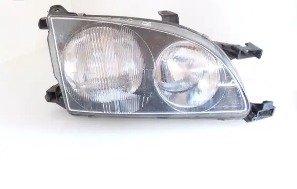Toyota Avensis T220 Headlight/headlamp 54533365