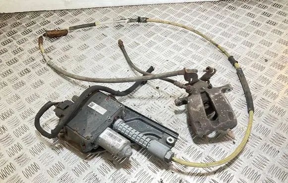 Opel Insignia A Hand brake control module 13310023