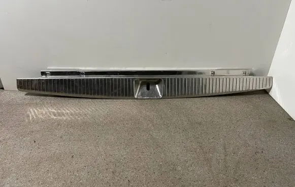 Mercedes-Benz E W212 Trunk/boot sill cover protection A2126900027
