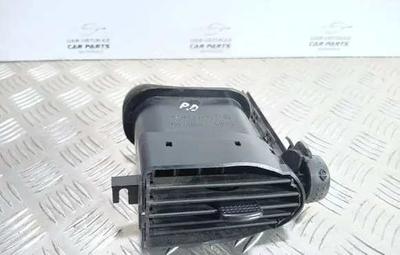 Mercedes-Benz A W168 Dashboard side air vent grill/cover trim 1688300254