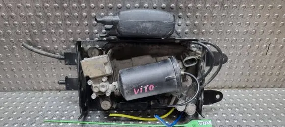 Mercedes-Benz Vito Viano W638 Air suspension compressor S25145723 A6383280020 A6383280502
