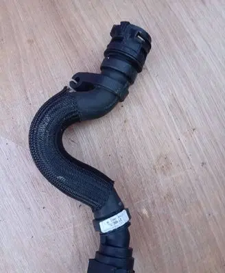 Peugeot 3008 III Coolant pipe/hose