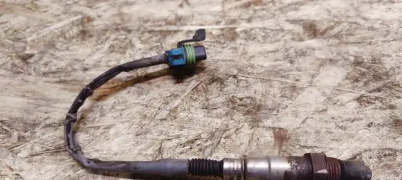 Cadillac SRX Lambda probe sensor 12612430
