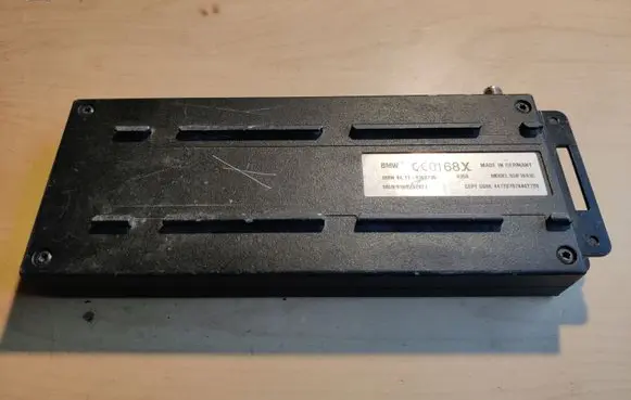 BMW 7 E38 Ignition key card reader 84118360235