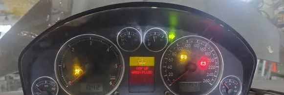 Volkswagen Sharan Speedometer (instrument cluster) 7M3920940N