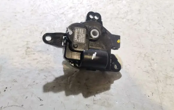 Tesla Model S Intake manifold valve actuator/motor D267AP9BA02