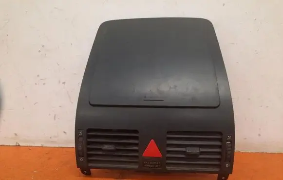 Volkswagen Cross Touran I Dash center air vent grill 1T1819728