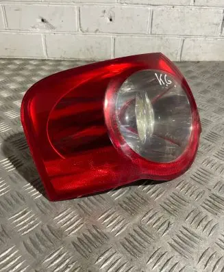 Volkswagen PASSAT B6 Rear/tail lights