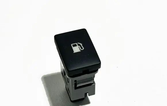 Toyota C-HR I Fuel tank opening switch 84841F4010 21071 9361U7D