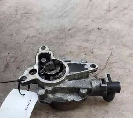 Renault Trafic II (X83) Vacuum pump 146502570R