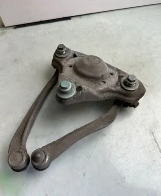 Audi A6 S6 C5 4B Front upper strut mount 532525